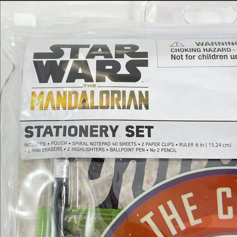 Star Wars The Mandalorian Stationery Set - Picture 2 of 7